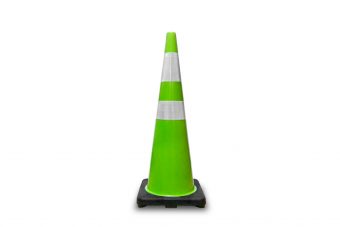 Cono de tránsito Verde Fluor con dos Cintas – 90 cm.